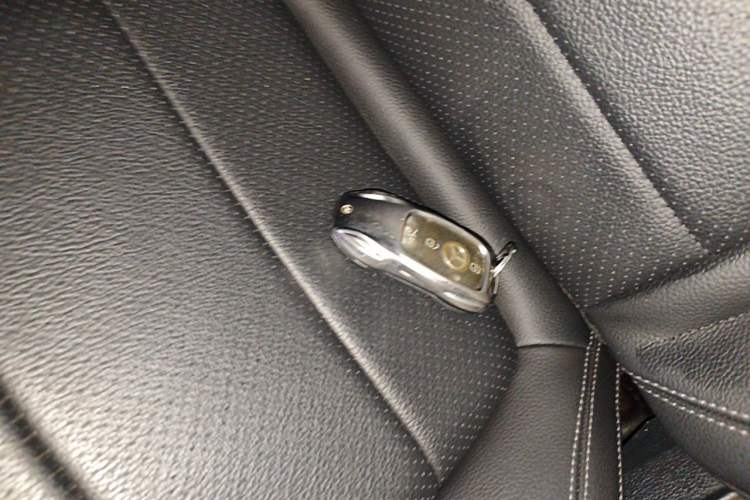 Used Mercedes-Benz E-Class 2020 E 300 L Sport Luxury Edition Vehicle Key
