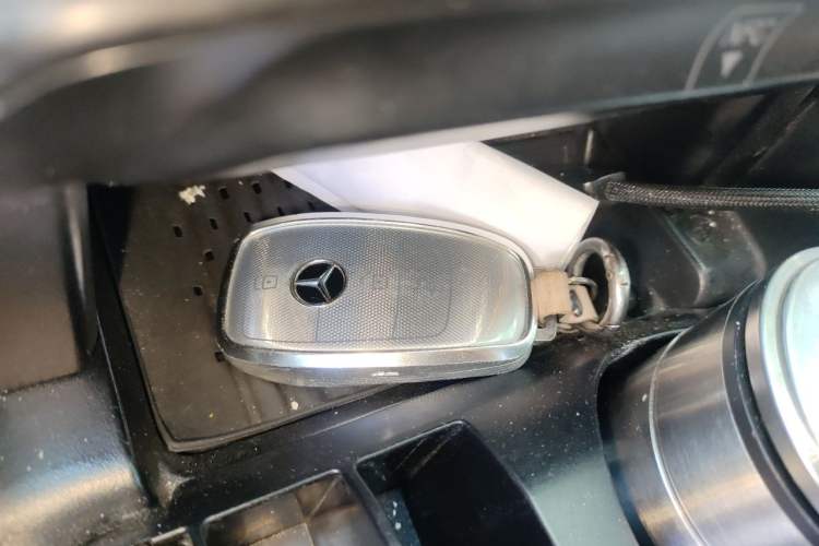 Used Mercedes-Benz E-Class 2020 E 300 L Sport Luxury Edition Vehicle Key
