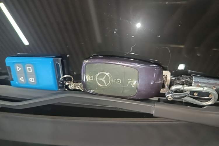 Used Mercedes-Benz E-Class 2020 Restyled E 300 L Exclusive Edition Vehicle Key