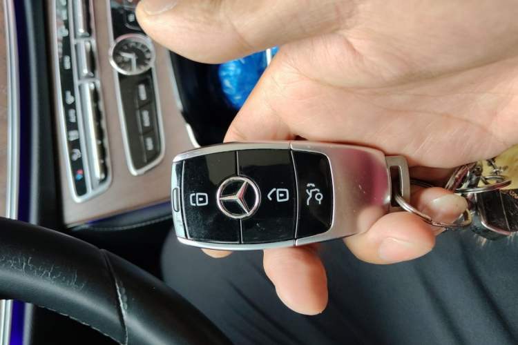 Used Mercedes-Benz E-Class 2020 E 300 L Stylish Model Vehicle Key
