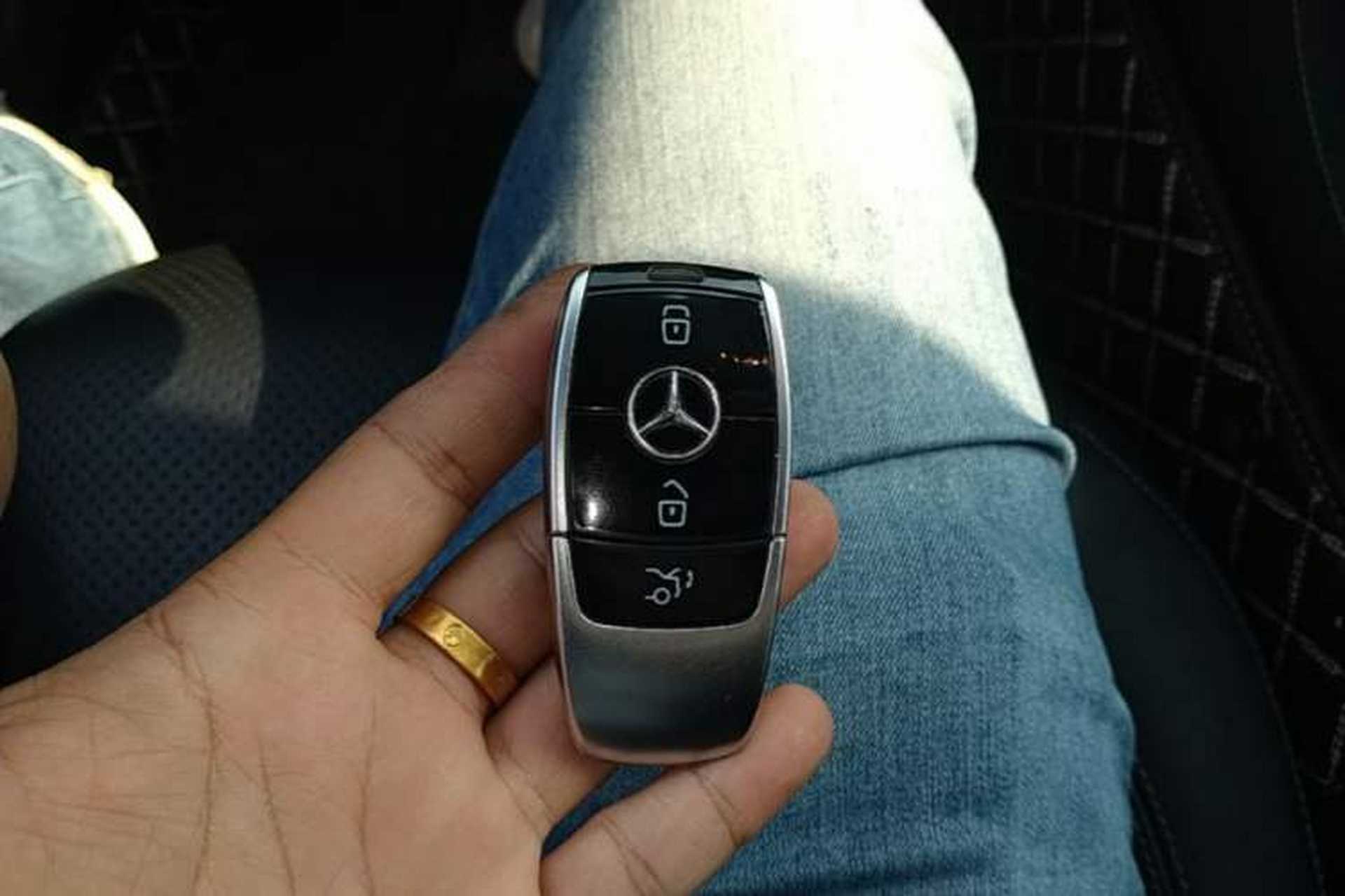Used Mercedes-Benz E-Class 2020 Restyled E 300 L Sporty and Stylish Edition Vehicle Key