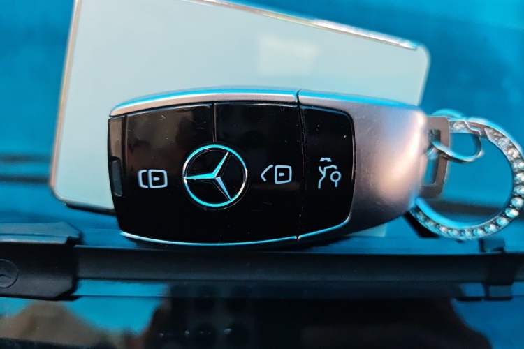 Used Mercedes-Benz E-Class 2020 Restyled E 300 L Exclusive Edition Vehicle Key