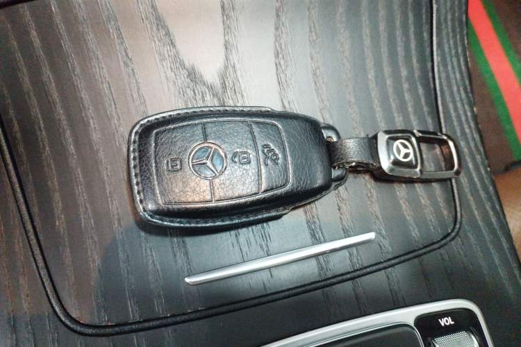 Used Mercedes-Benz E-Class 2020 Facelift E 260 L Sport Edition Vehicle Key