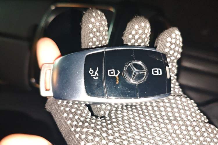 Used Mercedes-Benz E-Class 2020 E 300 L Sporty and Stylish Model Vehicle Key