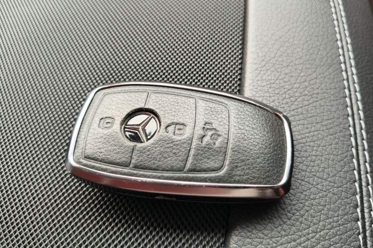 Used Mercedes-Benz E-Class 2020 Restyled E 300 L Sport Exclusive Edition Vehicle Key