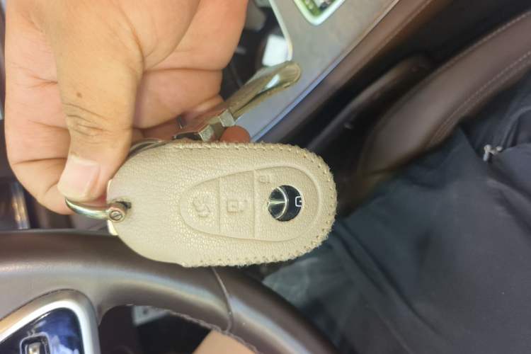 Used Mercedes-Benz E-Class 2020 E 300 L Stylish Model Vehicle Key