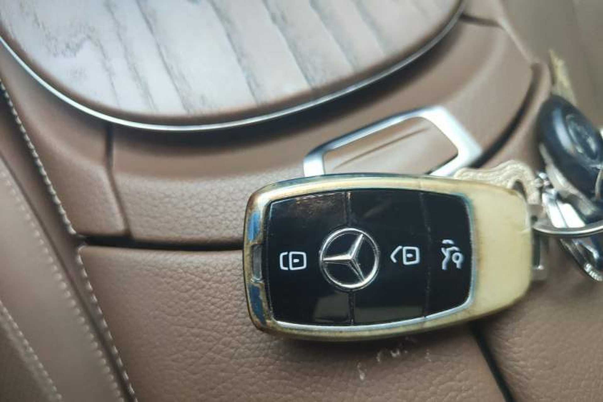 Used Mercedes-Benz E-Class 2020 Restyled E 300 L Exclusive Edition Vehicle Key