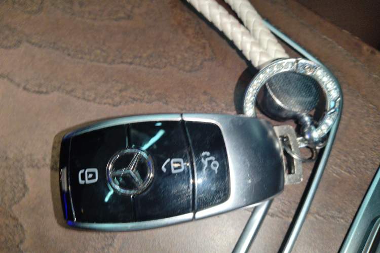 Used Mercedes-Benz E-Class 2020 E 260 L Vehicle Key