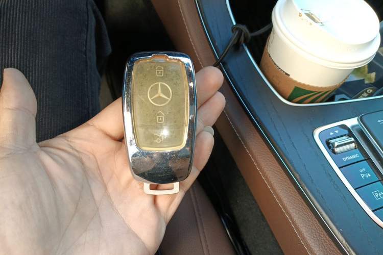 Used Mercedes-Benz E-Class 2020 Restyled E 300 L Sporty and Stylish Edition Vehicle Key