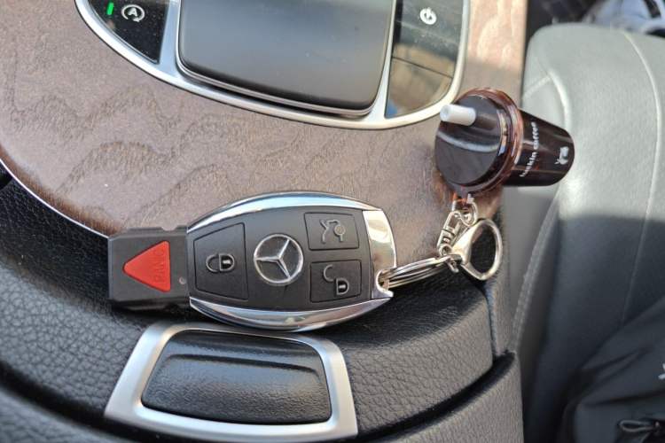Used Mercedes-Benz E-Class 2020 E 300 L Stylish Model Vehicle Key