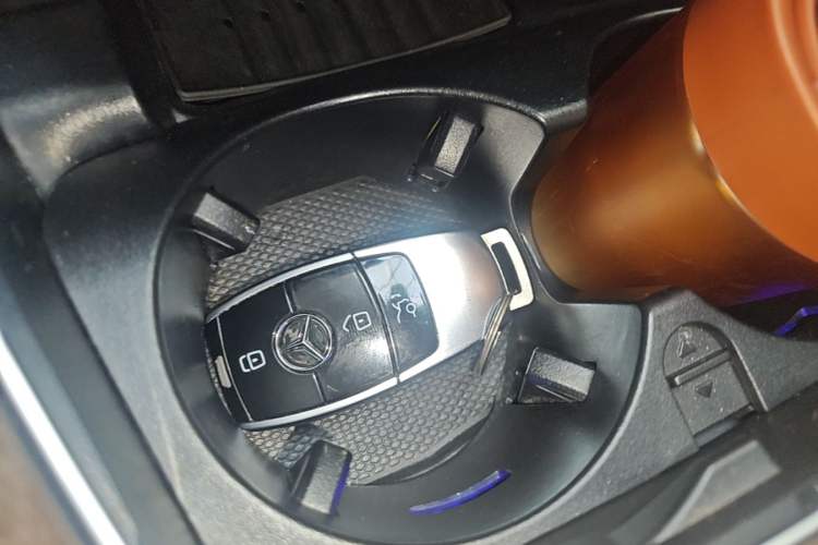 Used Mercedes-Benz E-Class 2020 Restyled E 300 L Exclusive Edition Vehicle Key