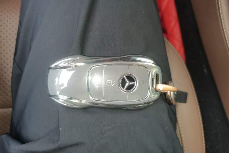 Used Mercedes-Benz E-Class 2020 E 300 L Sport Luxury Edition Vehicle Key