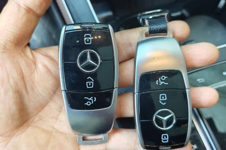 Used Mercedes-Benz E-Class 2020 Facelift E 260 L Sport Edition Vehicle Key