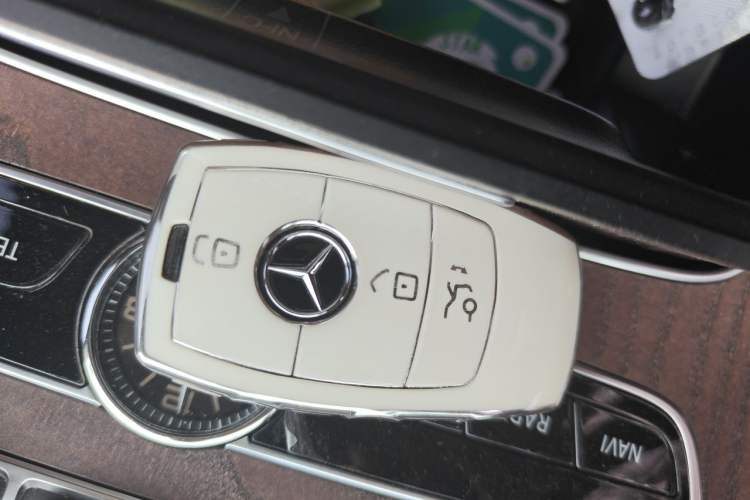 Used Mercedes-Benz E-Class 2020 E 300 L Luxury Model Vehicle Key