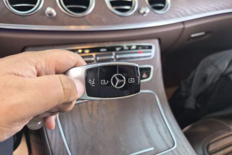 Used Mercedes-Benz E-Class 2020 E 300 L Stylish Model Vehicle Key