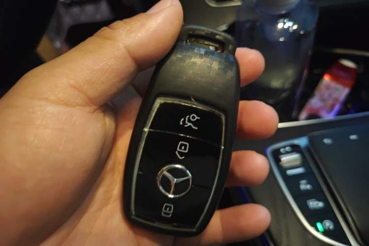 Used Mercedes-Benz E-Class 2020 Facelift E 260 L Sport Edition Vehicle Key