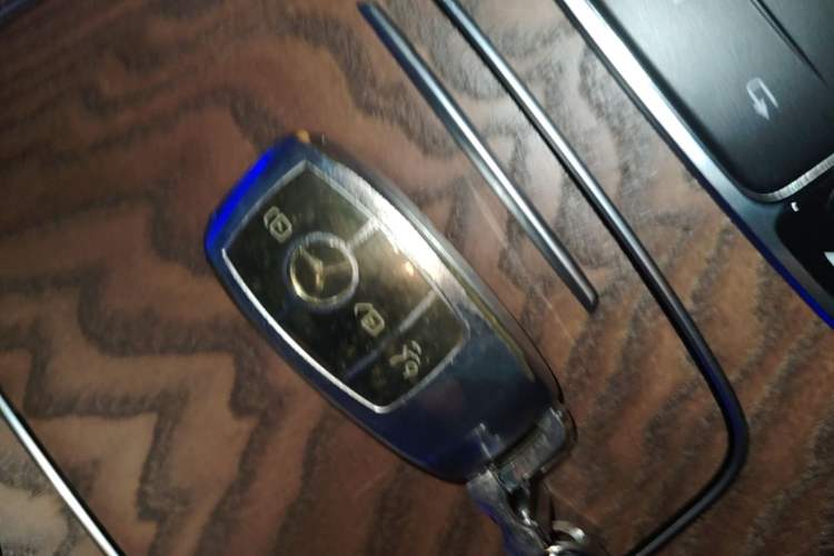 Used Mercedes-Benz E-Class 2020 E 300 L Stylish Model Vehicle Key