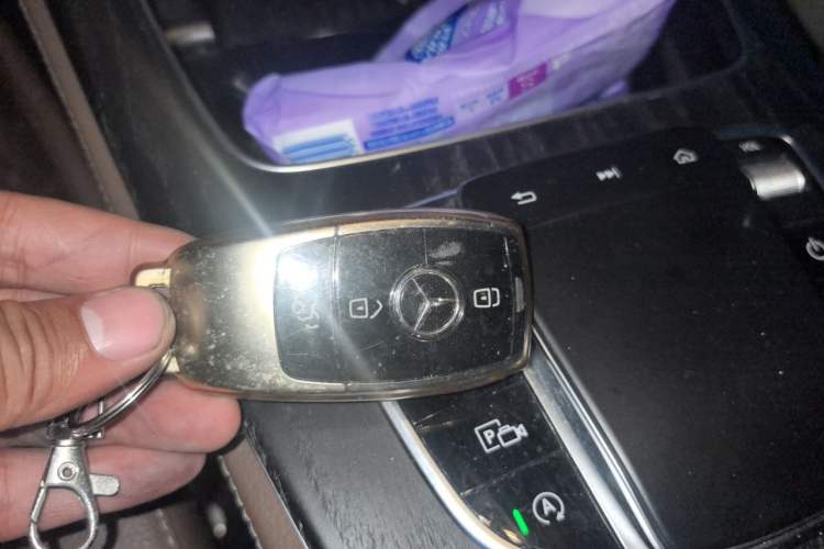 Used Mercedes-Benz E-Class 2020 E 300 L Sporty and Stylish Model Vehicle Key