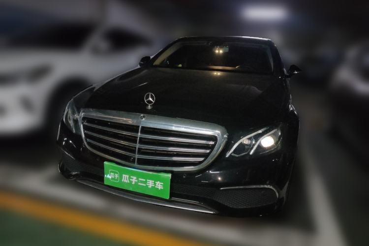 Ojetý Mercedes-Benz E-Class 2020 E 300 L Luxury Model Guazi used car, China used car export, Used car for sale, Used cars, Cheapest cars for sale