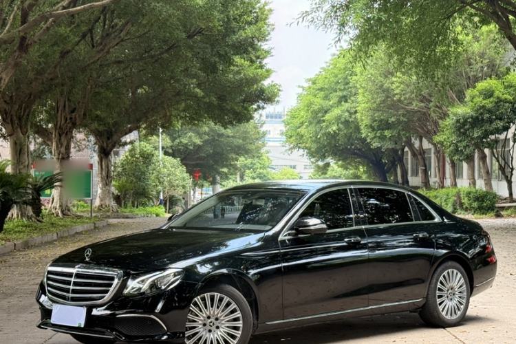 Used Mercedes-Benz E-Class 2020 E 300 L Stylish Model Guazi used car, China used car export, Used car for sale, Used Mercedes-Benz cars, Cheapest cars for sale