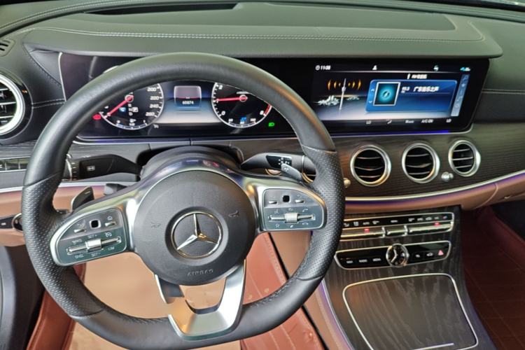 Used Mercedes-Benz E-Class 2020 Restyled E 300 L Sport Exclusive Edition Center Console