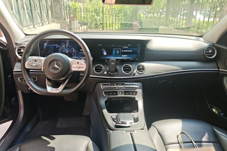 Used Mercedes-Benz E-Class 2020 Restyled E 300 L Sporty and Stylish Edition Center Console