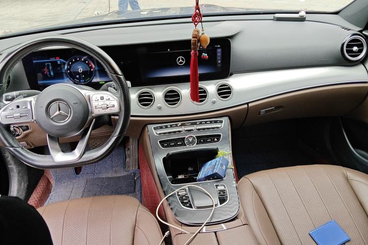 Used Mercedes-Benz E-Class 2020 Facelift E 260 Sport Edition Center Console