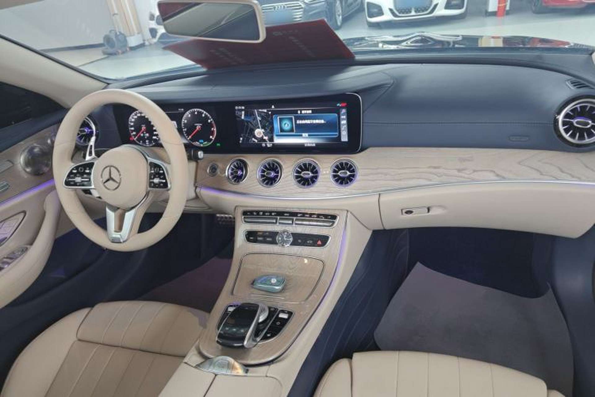 Used Mercedes-Benz E-Class 2020 E 260 Convertible Coupe Center Console