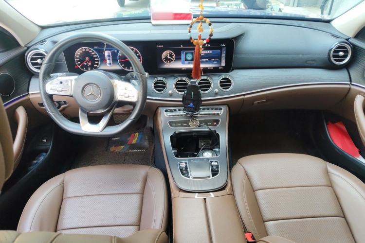 Used Mercedes-Benz E-Class 2020 Restyled E 300 L Sporty and Stylish Edition Center Console