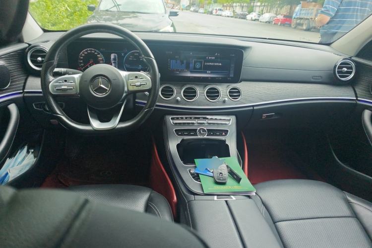 Used Mercedes-Benz E-Class 2020 Restyled E 300 L Sporty and Stylish Edition Center Console