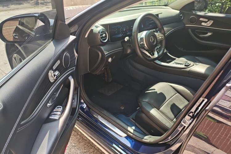 Used Mercedes-Benz E-Class 2020 Restyled E 300 L Sporty and Stylish Edition Driver Seat
