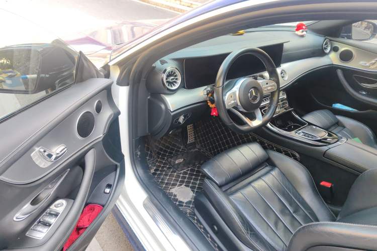 Used Mercedes-Benz E-Class 2020 E 260 Coupe Driver Seat