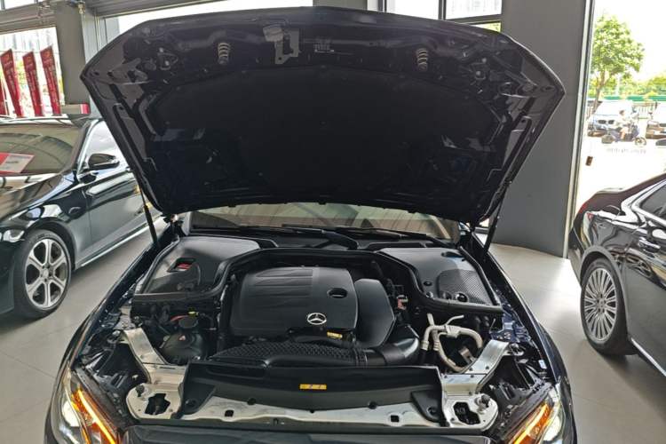 Used Mercedes-Benz E-Class 2020 Restyled E 300 L Sport Exclusive Edition Engine Bay