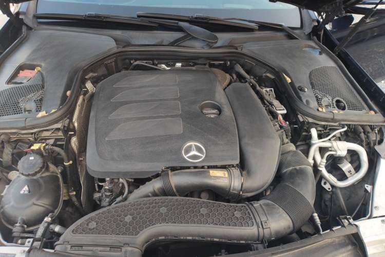 Used Mercedes-Benz E-Class 2020 Restyled E 300 L Exclusive Edition Engine Bay