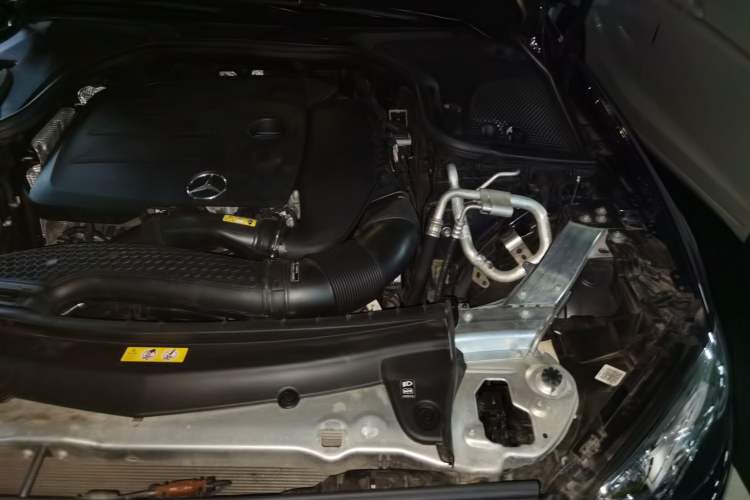 Used Mercedes-Benz E-Class 2020 E 300 Coupe Engine Bay Left