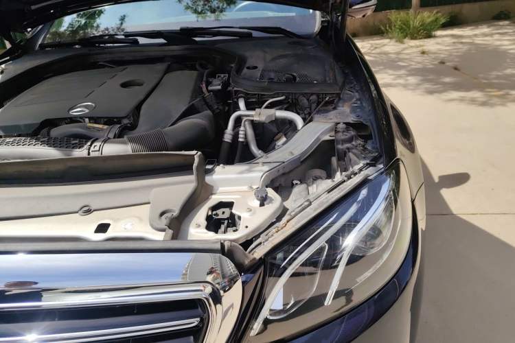 Used Mercedes-Benz E-Class 2020 E 300 L Stylish Model Engine Bay Left
