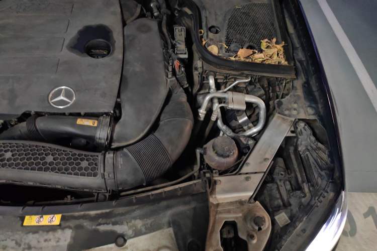 Used Mercedes-Benz E-Class 2020 E 260 Sport Edition Engine Bay Left