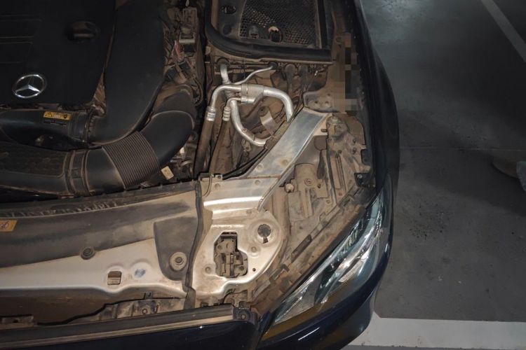 Used Mercedes-Benz E-Class 2020 Restyled E 300 L Sport Exclusive Edition Engine Bay Left