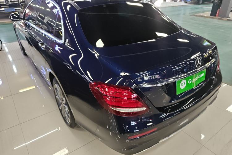 Used Mercedes-Benz E-Class 2020 E 300 L Sporty and Stylish Model Exterior 2