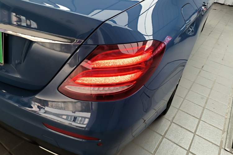 Used Mercedes-Benz E-Class 2020 E 260 Sport Edition Exterior 3