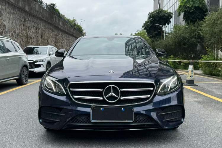 Used Mercedes-Benz E-Class 2020 Facelift E 260 Sport Edition Exterior 4