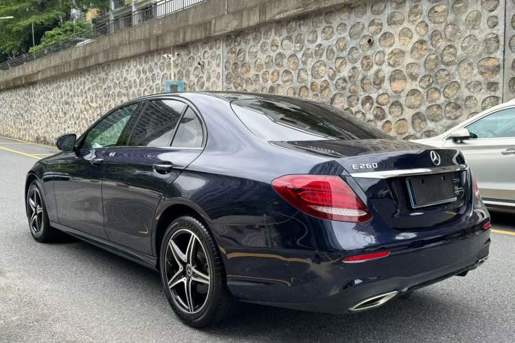 Used Mercedes-Benz E-Class 2020 Facelift E 260 Sport Edition Exterior 6