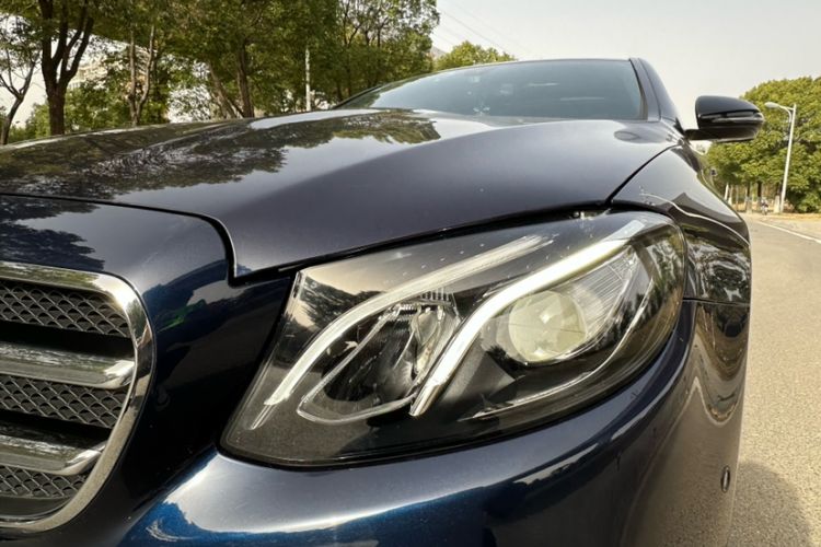 Used Mercedes-Benz E-Class 2020 Facelift E 260 Sport Edition Exterior 8