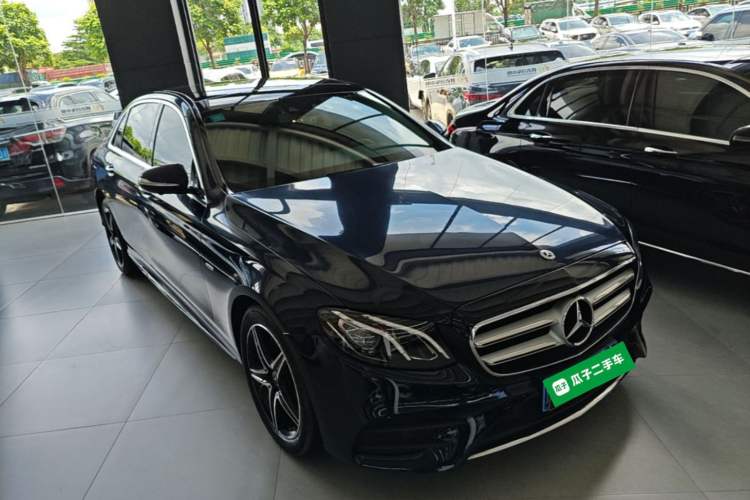 Used Mercedes-Benz E-Class 2020 Restyled E 300 L Sport Exclusive Edition Front Right 45 Deg