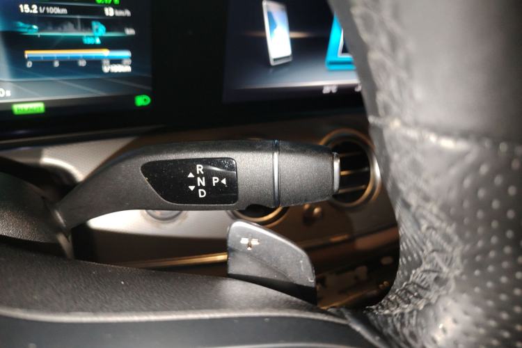 Used Mercedes-Benz E-Class 2020 Facelift E 260 Sport Edition Gear Lever