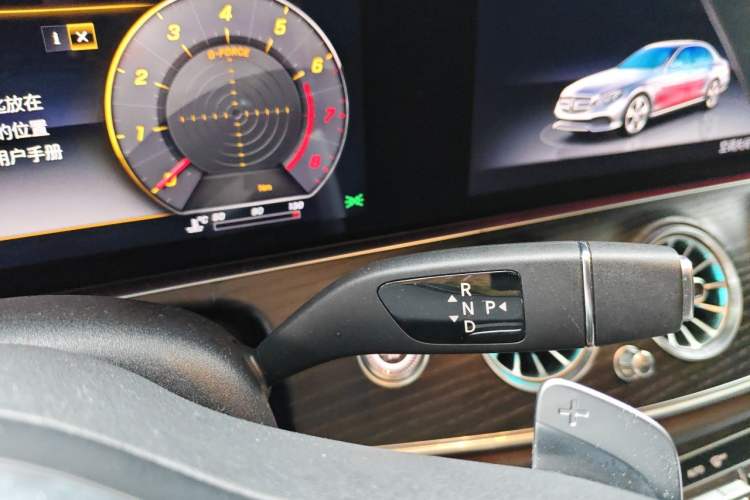 Used Mercedes-Benz E-Class 2020 E 300 L Sport Luxury Edition Gear Lever