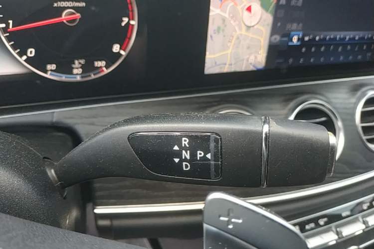 Used Mercedes-Benz E-Class 2020 E 300 L Sporty and Stylish Model Gear Lever