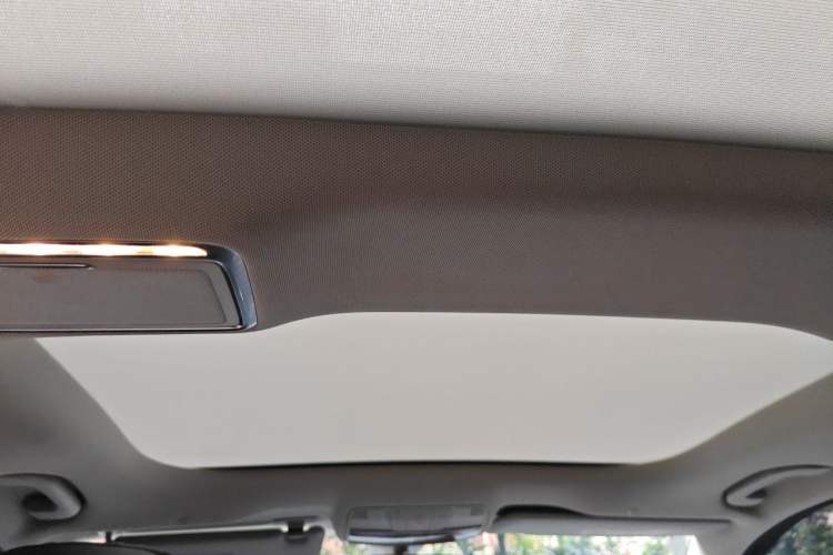 Used Mercedes-Benz E-Class 2020 E 300 L Sport Luxury Edition Headliner