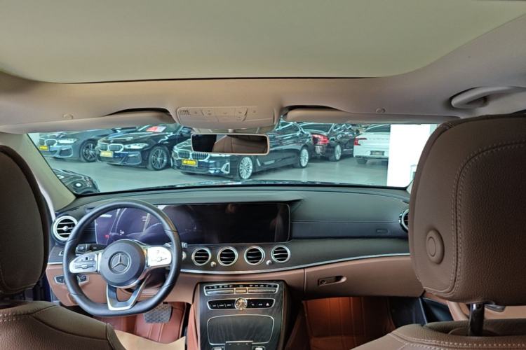 Used Mercedes-Benz E-Class 2020 Restyled E 300 L Sport Exclusive Edition Headliner