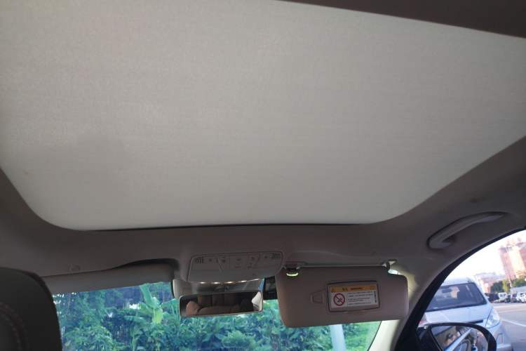 Used Mercedes-Benz E-Class 2020 Restyled E 300 L Exclusive Edition Headliner